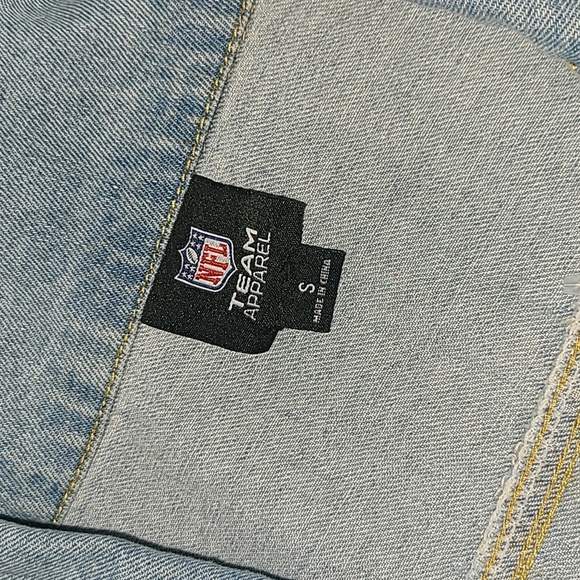 NEW NFL Team Apparel Seattle Seahawks Denim Jacket - Picture 4 of 6